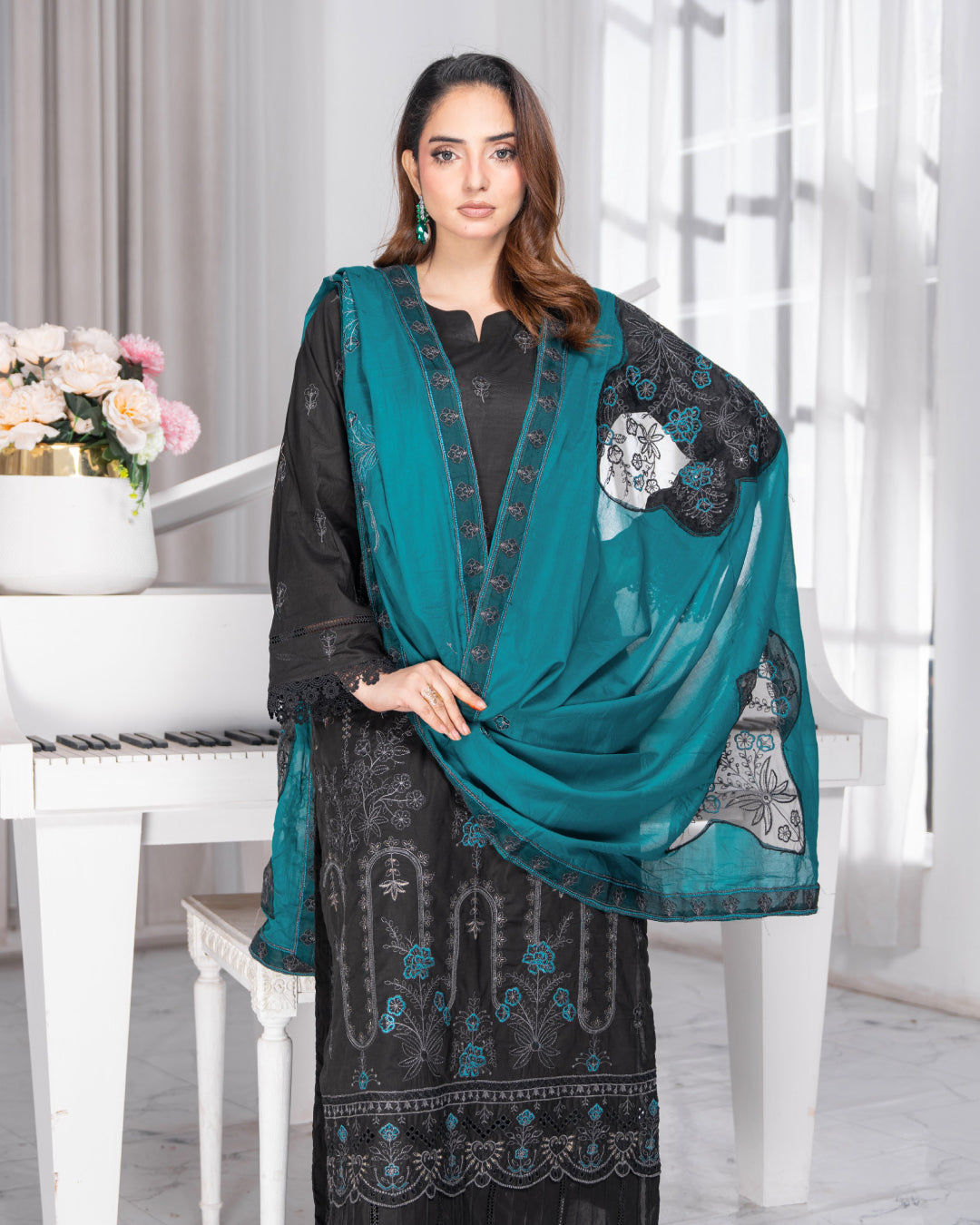 Alif Lawn – Fully Embroidered – Black