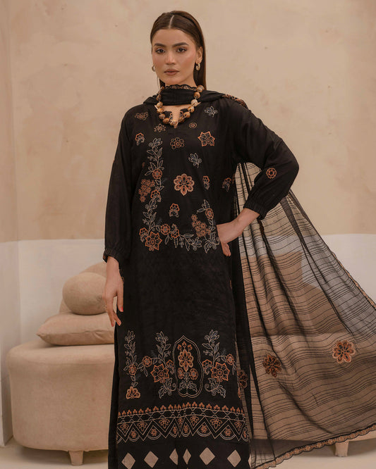 Dyed Lawn Embroidered Suit with Bamber Motif & 4-Side Lace Dupatta – Black