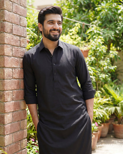 Silver Storm Cotton by Royals Loom – Charcoal Black