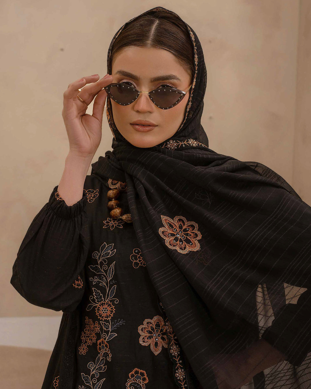 Dyed Lawn Embroidered Suit with Bamber Motif & 4-Side Lace Dupatta – Black