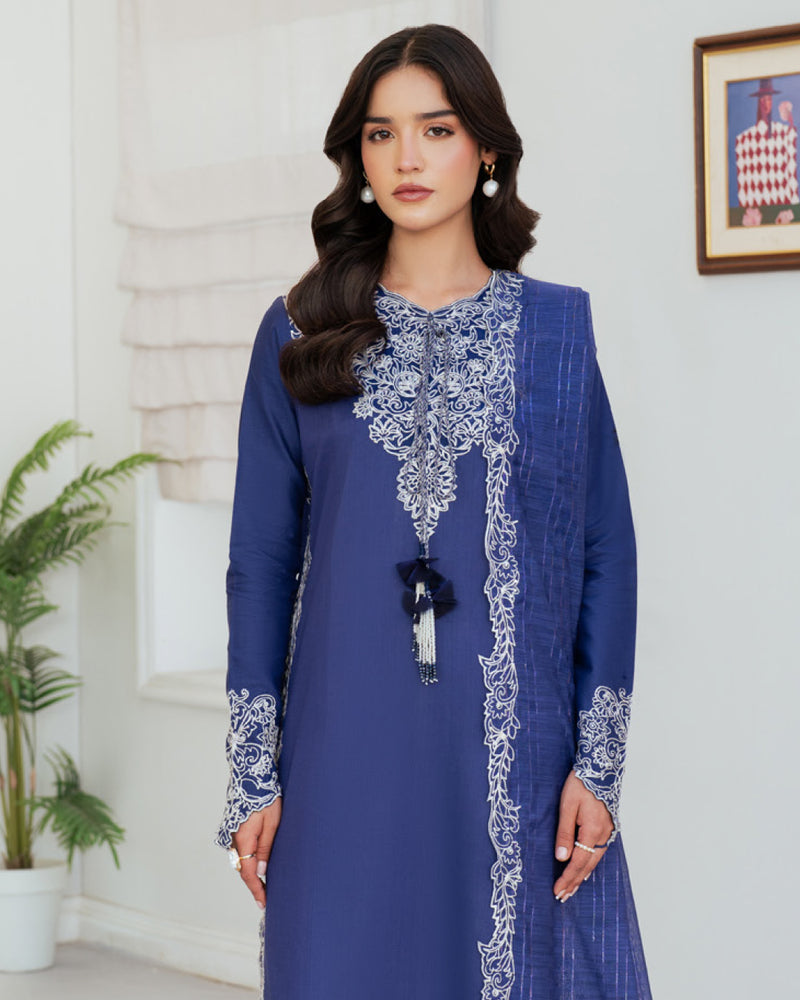 Sera Lawn by Mahnur – SP-01 – Blue | Luxury Embroidered Suit
