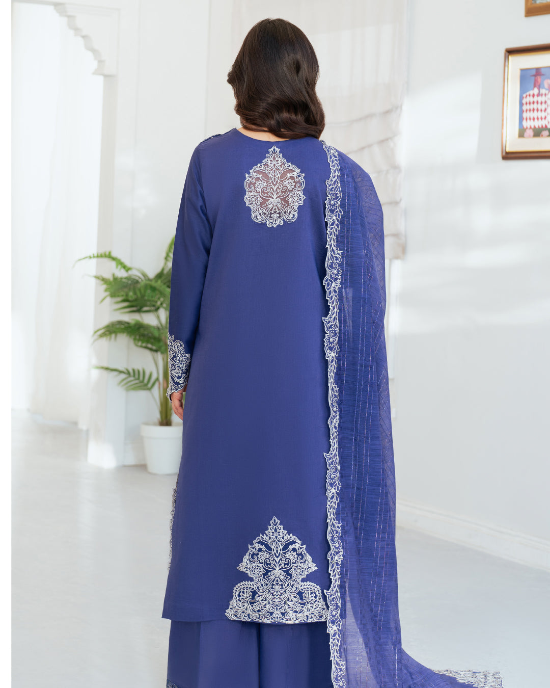 Sera Lawn by Mahnur – SP-01 – Blue | Luxury Embroidered Suit