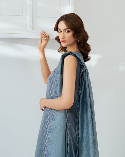 Sera Lawn by Mahnur – SP-06 – Greyish Blue | Luxury Embroidered Suit