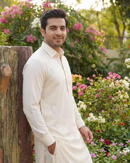 Silver Storm Cotton by Royals Loom – Off White