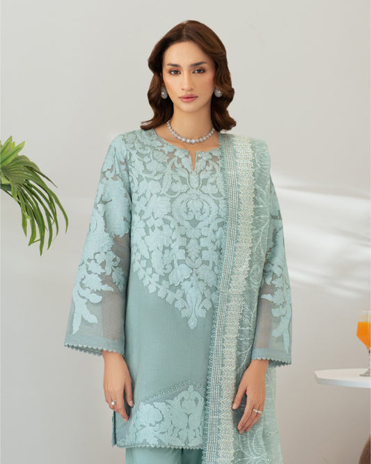 Sera Lawn by Mahnur – SP-03 – Sky Blue | Luxury Embroidered Suit